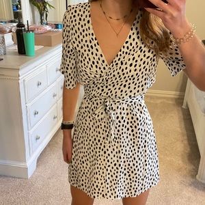 ZARA BLACK AND WHITE DRESS